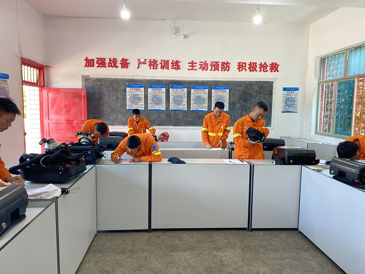 救护队员工风采